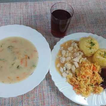 Obiad-dieta_z_ograniczeniem_%c5%82atwo_przyswajalnych_w%c4%99glowodan%c3%b3w